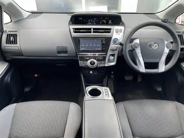 トヨタ プリウス α S 埼玉県 2015(平27)年 13.9万km ダークブルーマイカ (株)IDOMが運営する【じしゃロン川越店】の自社ローン専用車両になります。こちらは現金またはオートローンご利用時の価格です。自社ローンご希望の方は別途その旨お申付け下さい/純正SDナビ　NSZN-W64T/フルセグ/Bluetooth/CD/DVD/AM/FM/6.1インチ後席モニター/バックカメラ/前後ドライブレコーダー　Y210-R/フォグ/コーナーセンサー/ウインカーミラー/ステアリングリモコン/ドアバイザー/純正フロアマット/車両取扱説明書/保証書