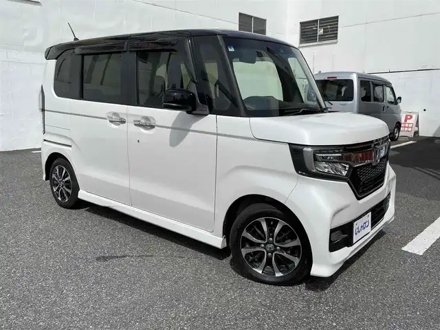 ホンダ Ｎ ＢＯＸ カスタム G L ホンダセンシング 千葉県 2018(平30)年 11.2万km プラチナホワイトパール (株)IDOMが運営する【じしゃロン八千代店】の自社ローン対象車両になります。こちらは現金またはオートローンご利用時の価格です。自社ローンご希望の方は別途その旨お申付け下さい/片側パワースライド/社外ナビ/ワンセグTV/ホンダセンシング/ETC/LEDヘッドライト
