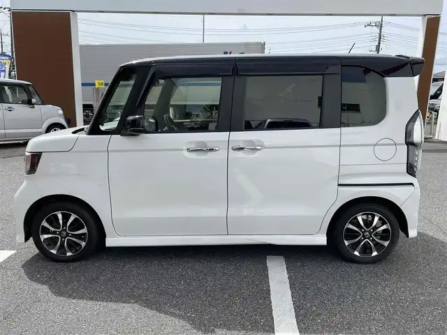 ホンダ Ｎ ＢＯＸ カスタム G L ホンダセンシング 千葉県 2018(平30)年 11.2万km プラチナホワイトパール (株)IDOMが運営する【じしゃロン八千代店】の自社ローン対象車両になります。こちらは現金またはオートローンご利用時の価格です。自社ローンご希望の方は別途その旨お申付け下さい/片側パワースライド/社外ナビ/ワンセグTV/ホンダセンシング/ETC/LEDヘッドライト