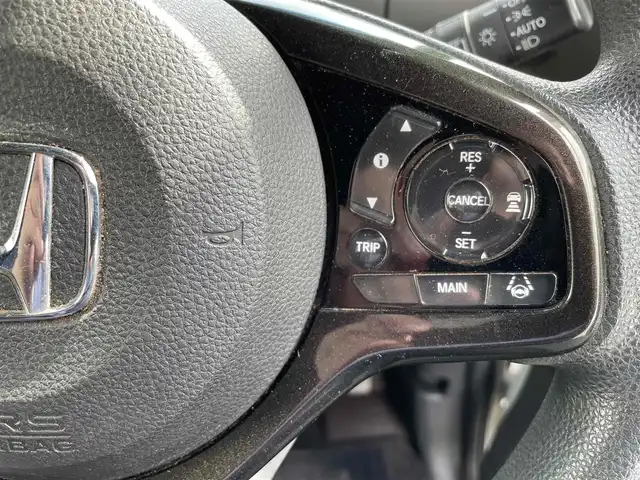 ホンダ Ｎ ＢＯＸ カスタム G L ホンダセンシング 千葉県 2018(平30)年 11.2万km プラチナホワイトパール (株)IDOMが運営する【じしゃロン八千代店】の自社ローン対象車両になります。こちらは現金またはオートローンご利用時の価格です。自社ローンご希望の方は別途その旨お申付け下さい/片側パワースライド/社外ナビ/ワンセグTV/ホンダセンシング/ETC/LEDヘッドライト
