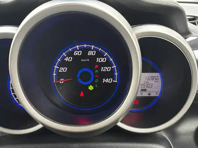 ホンダ Ｎ ＢＯＸ カスタム G Lパッケージ 熊本県 2013(平25)年 13.3万km ポリッシュドメタルメタリック 純正ナビ（VXM-128VS）/【ワンセグTV/CD/DVD】/バックカメラ/片側パワースライドドア/純正14インチAW/アイドリングストップ/横滑り防止/プッシュスタート/スマートキー/スペアキー/ウインカーミラー/純正フロアマット/ドアバイザー/取扱説明書