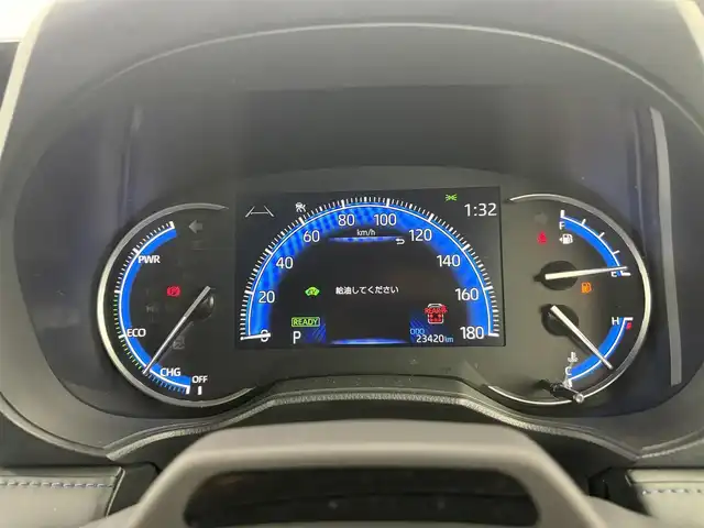 トヨタ ヴォクシー ハイブリッド S－Z 愛知県 2022(令4)年 2.4万km スパークリングブラックパールクリスタルシャイン トヨタセーフティーセンス/　・プリクラッシュセーフティー/　・レーントレーシングアシスト/　・レーダークルーズコントロール/　・オートマチックハイビーム/　・クリアランスソナー/TOYOTA快適利便パッケージhigh/　・パワースライドドア/　・パワーバックドア/　・セカンドシート シートヒーター/オットマン/　・ステアリングヒーター/アドバンストドライブ/純正ディスプレイオーディオ/　.ナビ/　・AM/　・FM/　・Bluetooth/　・フルセグTV/　・Applecarplay/AndroidAuto/DVDプレイヤー/前後ドライブレコーダー/パワーシート/ハーフレザーシート/純正１７インチAW
