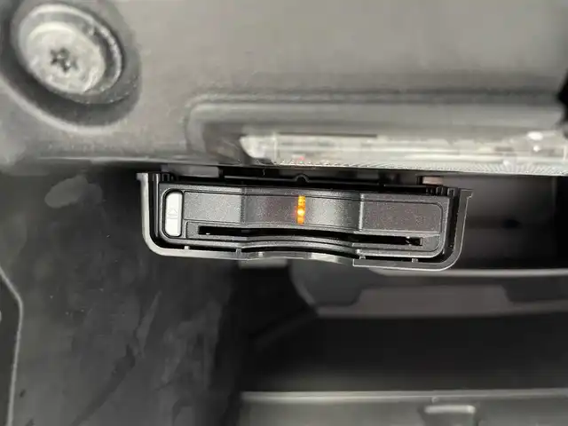 ボルボ Ｖ４０ クロスカントリー D4 モメンタム 栃木県 2019(平31)年 6万km デニムブルーメタリック スマートキー/プッシュスタート/ナビ/フルセグTV/バックカメラ/ETC/LEDヘッドライト/オートライト/D席パワーシート/シートヒーター/ACC/BLIS/リアソナー