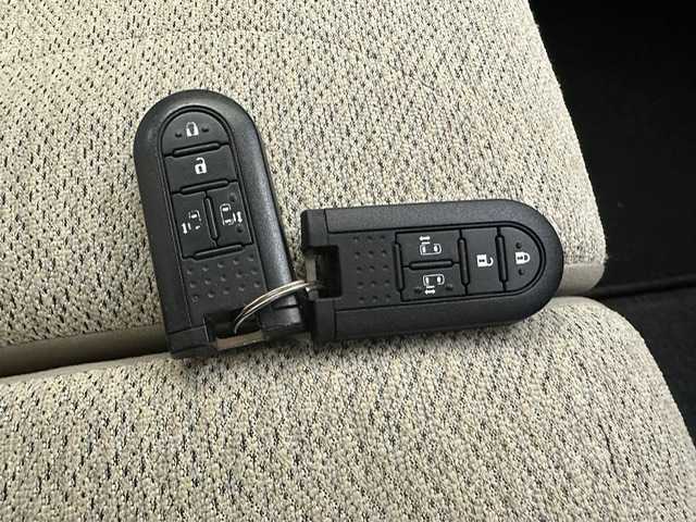 ダイハツ ムーヴ キャンバス X SA Ⅲ 兵庫県 2018(平30)年 4.6万km スムースグレーマイカメタリック/ブラックマイカメタリック 2トーン スマートアシストIII/純正CDチューナー/(AM＆FM＆CD＆AUX）/両側パワースライドドア/オートライト＆ハイビーム/スマートキー/プッシュスタート/電動格納ミラー/Aストップ/社外フロアマット/スペアキー有り