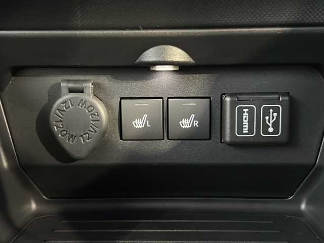 トヨタ ライズ Z 茨城県 2025(令7)年 0.1千km ブラックマイカメタリック/シャイニングホワイトパール 登録済未使用車/純正9インチディスプレイオーディオ/(地デジTV・BT・Applecarplay・ラジオ再生)/スマートアシスト/・衝突回避支援ブレーキ/・衝突警報/・車線逸脱警報/車線逸脱抑制/ふらつき警報/・誤発進抑制/・先行車発信お知らせ/・ADB(アダプティブドライビングビーム)/・コーナーセンサー/・標識認識/・アダプティブクルーズコントロール/・レーンキープアシスト/シートヒーター/アラウンドビューカメラ/オートライト/LEDヘッドライト/純正17inアルミホイール/純正フロアマット/スマートキー/スペアキー/取扱説明書/保証書