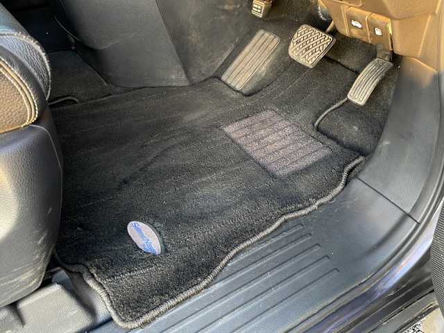 日産 エルグランド 250HWS アーバンクロム ブラックレザー 島根県 2013(平25)年 6.1万km メタルグレー 純正7インチSDナビゲーション(MP313D-W)/ワンセグ BT SD CD DVD HDMI対応/社外10.2インチフリップダウンモニター(PCX-R3300)/バックカメラ/D/N席パワーシート/D/N席シートヒーター/D席メモリシート/両側パワースライドドア/AUTOライト/フォグライト/社外19インチアルミホイール