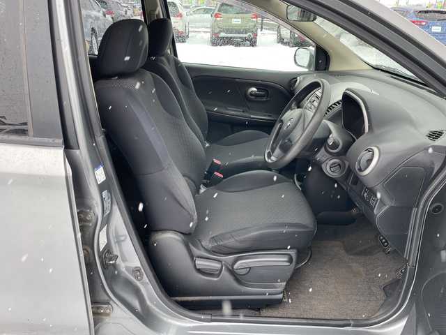 日産 ノート 15X 道央・札幌 2009(平21)年 17万km ブリリアントシルバー ワンオーナー/純正オーディオ/AM/FM/CD/スマートキー/ハロゲンヘッドライト/ヘッドライトレベライザー/電動格納ミラー/社外フロアマット/ドアバイザー/スペアキー/夏タイヤ積込（ゴムのみ）/175/165/R14/2019年/山4mm