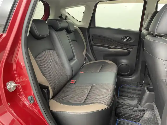日産 ノート e－パワー メダリスト 福岡県 2019(令1)年 4.4万km ガーネットレッド 純正ナビ（フルセグＴＶ）　/全方位カメラ　/デジタルインナーミラー　/ＥＴＣ　/ナビ連動前方ドライブレコーダー　/インテリジェントクルコン　/コーナーセンサー　/エマージェンシーブレーキ　/レーンキープ　/ハーフレザー　/ＬＥＤヘッドライト