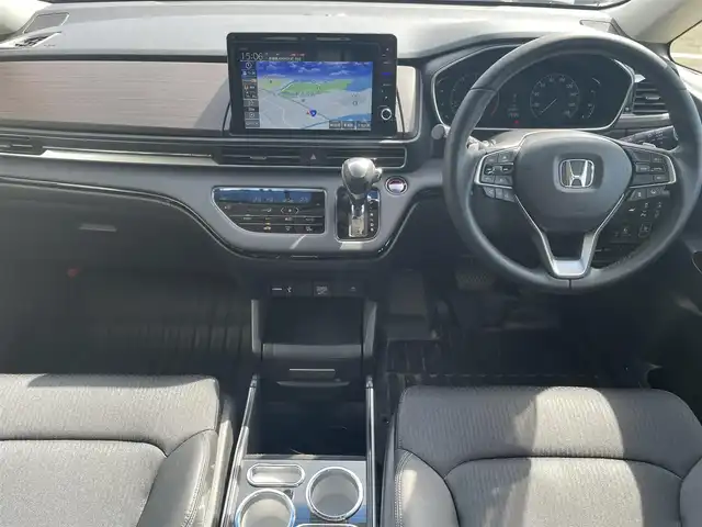 ホンダ オデッセイ アブソルート EX 長崎県 2021(令3)年 4.6万km プラチナホワイトパール ワンオーナー/純正後席モニター/純正ナビ/（フルセグ・DVD・SD・DVD・BT)/全方位カメラ/レーダークルーズコントロール/前席パワーシート/前席シートヒーター/ホンダセンシング/オートライト/LEDヘッドライト/ETC2.0/前後ドライブレコーダー/ハーフレザーシート/パワーバックドア/クリアランスソナー/ステアリングスイッチ/パドルシフト/アイドリングストップ