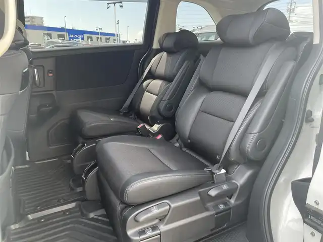 ホンダ オデッセイ アブソルート EX 長崎県 2021(令3)年 4.6万km プラチナホワイトパール ワンオーナー/純正後席モニター/純正ナビ/（フルセグ・DVD・SD・DVD・BT)/全方位カメラ/レーダークルーズコントロール/前席パワーシート/前席シートヒーター/ホンダセンシング/オートライト/LEDヘッドライト/ETC2.0/前後ドライブレコーダー/ハーフレザーシート/パワーバックドア/クリアランスソナー/ステアリングスイッチ/パドルシフト/アイドリングストップ