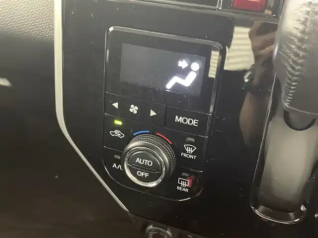トヨタ タンク カスタムG－T 茨城県 2018(平30)年 2.2万km ブラックマイカメタリック 純正ナビ/バックカメラ/フルセグ/衝突被害軽減ブレーキ/車線逸脱抑制装置/クルーズコントロール/クリアランスソナー/両側電動スライドドア/ETC/ドラレコ/シートヒーター/純正15インチAW/LEDヘッドライト/スマートキー