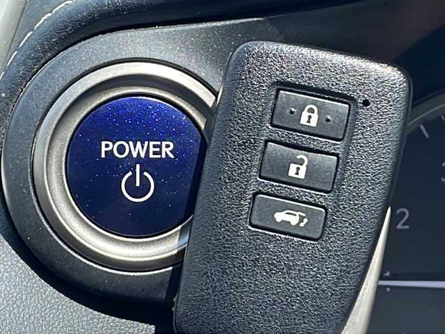 レクサス ＮＸ 300h 三重県 2015(平27)年 9.7万km ソニッククォーツ 純正SDナビ/バックカメラ/ETC/革巻きステアリング/パワーバックドア/サイドカメラ/クルーズコントロール/LEDヘッドライト/パドルシフト/ヘッドライトウォッシャー