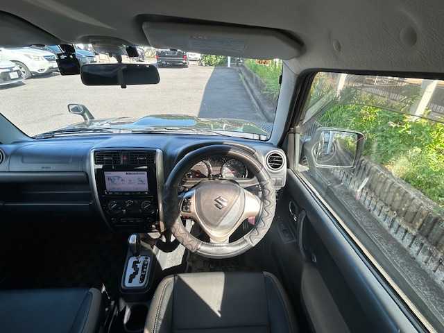 スズキ ジムニー ランドベンチャー 茨城県 2016(平28)年 8.1万km クールカーキPM ワンオーナー/４WD/社外ナビゲーション/CD/DVD/Bluetooth/フルセグ/インタークーラーターボ/リモコンキー×2/エンジンスターター/前後ドライブレコーダー/ETC/運転席シートヒーター/純正16インチAW/HIDヘッドライト/保証書、取扱説明書