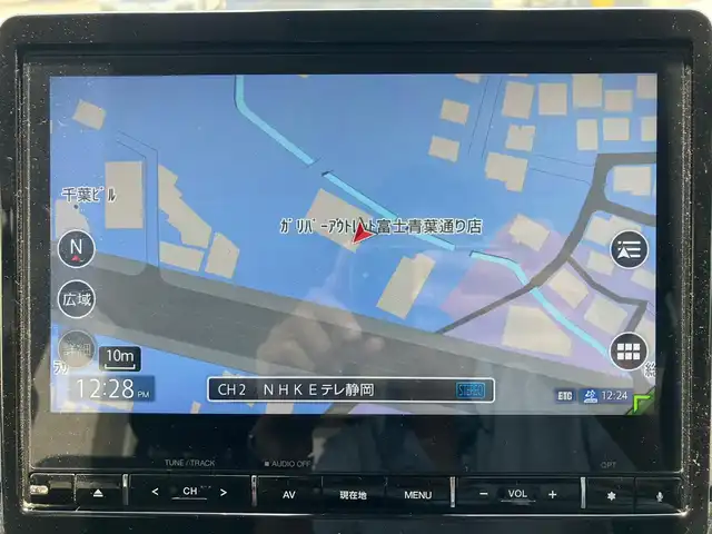 三菱 デリカＤ：５ P 静岡県 2021(令3)年 4.6万km ダイヤモンドブラックマイカ エンジンスタートボタン/パワーステアリング/パワーウィンドウ/4WD/パドルシフト/100V充電/アイドリングストップ/スマートキー/オートエアコン/クルーズコントロール/フリップダウンモニター/USB入力端子/ETC/全方位カメラ/純正9インチSDナビ（CD/DVD/BT/フルセグ）/3列シート/電動リアゲート/ドライブレコーダー前後/ウォークスルー/純正フロアマット/D席パワーシート/D席N席シートヒーター/両側パワースライドドア/純正アルミホイール/ABS/横滑り防止装置/レーンキープアシスト/オートライト/オートマチックハイビーム/LEDヘッドライト/Wプラスサイドエアバック/衝突軽減システム/カーテンエアバック/ステアリングヒーター/左電動サイドステップ