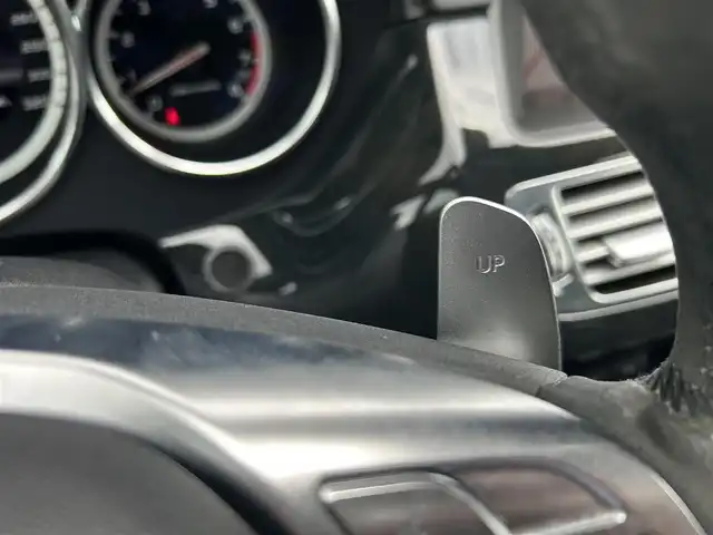 メルセデス・ベンツ ＣＬＳ６３ 茨城県 2012(平24)年 5.4万km パラジウムシルバー パフォーマンスパッケージ/Harman Kardon/左ハンドル/サンルーフ/レーダーセーフティパッケージ/-ブレーキアシストプラス/-PRE-SAFEブレーキ/-アクティブレーンキーピングアシスト/-アクティブブラインドスポットアシスト/-ディストロニック・プラス/19インチAMG5スポークアルミホイール/COMANDシステム/-7インチワイドディスプレイ/-HDDナビゲーション/-フルセグTV/Bluetooth/CD/DVD/パーキングアシストリアビューカメラ/クルーズコントロール＆可変スピードリミッター/パドルシフト/フロントシートヒーター/フロントシートベンチレーション/フロントパワーシート（メモリー付）/電動ブラインド（リアウインドウ）/ETC