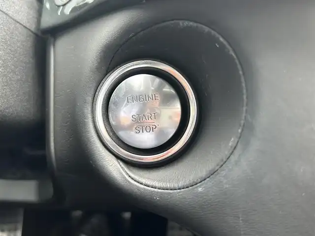 メルセデス・ベンツ ＣＬＳ６３ 茨城県 2012(平24)年 5.4万km パラジウムシルバー パフォーマンスパッケージ/Harman Kardon/左ハンドル/サンルーフ/レーダーセーフティパッケージ/-ブレーキアシストプラス/-PRE-SAFEブレーキ/-アクティブレーンキーピングアシスト/-アクティブブラインドスポットアシスト/-ディストロニック・プラス/19インチAMG5スポークアルミホイール/COMANDシステム/-7インチワイドディスプレイ/-HDDナビゲーション/-フルセグTV/Bluetooth/CD/DVD/パーキングアシストリアビューカメラ/クルーズコントロール＆可変スピードリミッター/パドルシフト/フロントシートヒーター/フロントシートベンチレーション/フロントパワーシート（メモリー付）/電動ブラインド（リアウインドウ）/ETC