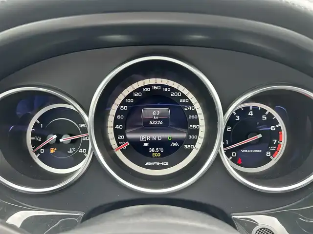メルセデス・ベンツ ＣＬＳ６３ 茨城県 2012(平24)年 5.4万km パラジウムシルバー パフォーマンスパッケージ/Harman Kardon/左ハンドル/サンルーフ/レーダーセーフティパッケージ/-ブレーキアシストプラス/-PRE-SAFEブレーキ/-アクティブレーンキーピングアシスト/-アクティブブラインドスポットアシスト/-ディストロニック・プラス/19インチAMG5スポークアルミホイール/COMANDシステム/-7インチワイドディスプレイ/-HDDナビゲーション/-フルセグTV/Bluetooth/CD/DVD/パーキングアシストリアビューカメラ/クルーズコントロール＆可変スピードリミッター/パドルシフト/フロントシートヒーター/フロントシートベンチレーション/フロントパワーシート（メモリー付）/電動ブラインド（リアウインドウ）/ETC