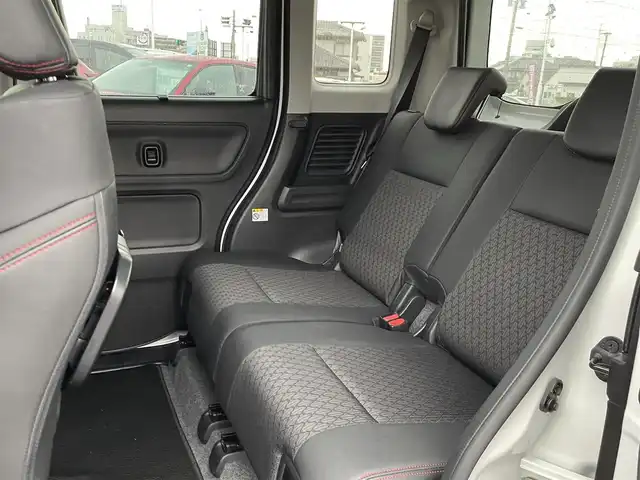 スズキ スペーシア カスタム HYBRID XS 長崎県 2018(平30)年 6万km ピュアホワイトP 純正8型ナビ/CD/DVD/BT/フルセグTV/両側パワースライドドア/全方位モニターカメラ/パーキングセンサー/セーフティサポート/・デュアルセンサーブレーキサポート/・後退時ブレーキサポート/・前後誤発進抑制機能/・車線逸脱警報機能/・ふらつき警報機能/・先行車発進お知らせ機能/・ハイビームアシスト/LEDオートヘッドランプ/本革巻きステアリング/合皮/ファブリックコンビシート/運転席シートヒーター/純正15インチアルミホイール/キーレスプッシュスタートシステム