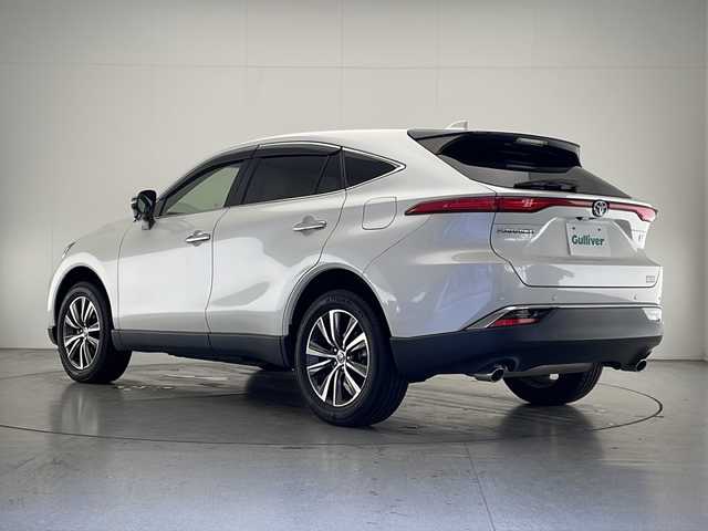 トヨタ ハリアー ハイブリッド G レザーパッケージ 宮崎県 2020(令2)年 3.6万km ホワイトパールクリスタルシャイン トヨタセーフティセンス/純正12.3型ディスプレイオーディオナビTV/（T-CONNECT/Bluetooth/FMAM/フルセグTV)/純正JBLプレミアムサウンドシステム（9スピーカー）/純正バックカメラ/純正ビルトイン2.0ETC/純正LEDオートライト/純正LEDフォグ/純正18インチアルミ/純正フロアマット/黒本革シート/プリクラッシュセーフティ/アダプティブクルーズコントロール/レーンディパーチャーアラート/オートマチックハイビーム/ブラインドスポットモニター/デジタルインナーミラー/クリアランスソナー/デュアルオートエアコン/前席パワーシート/エアシート/シートヒーター/パワーチルトステアリング/ステアリングヒーター/パワーバックドア/本革巻ハンドル/スマートキー/プッシュエンジンスタート/新車時保証書/取扱い説明書