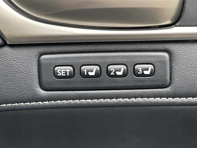 レクサス ＧＳ 250 群馬県 2012(平24)年 7万km マーキュリーグレーマイカ 純正12.3インチHDDナビ/　　フルセグ/Bluetooth/HDD/    FM/AM/USB/AUX/CD/DVD/バックカメラ/クルーズコントロール/クリアランスソナー/前席パワーシート/本革巻きステアリング/ステアリングヒーター/オートライト/電動パーキングブレーキ/スマートキー2本カードキー1枚/純正フロアマット/純正18AW/前方ドライブレコーダー/ビルドインETC