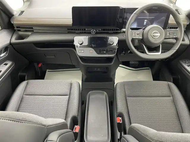 日産 セレナ e－パワー ハイウェイスター V 埼玉県 2025(令7)年 0.1千km プリズムホワイト 登録済未使用車　大型ナビ　後席　ＢＳＭ　全方位　ドライブレコーダー　ＥＴＣ２．０　液晶ミラー　プロパイロット　両側電動　レーダークルーズコントロール　コーナーセンサー　衝突被害軽減