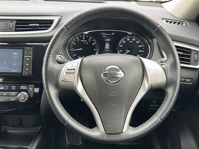 日産 エクストレイル 20X エマージェンシーブレーキ 鳥取県 2016(平28)年 8.2万km ブリリアントホワイトパール ワンオーナー/スマートキーx2個/カプロンシート/プリクラッシュ/レーンデパーチャー/クリアランスソナー/社外メモリナビ/フルセグ・Bluetooth/バックカメラ/前席シートヒーター/オートライト/LEDヘッドライト/保証書・取説
