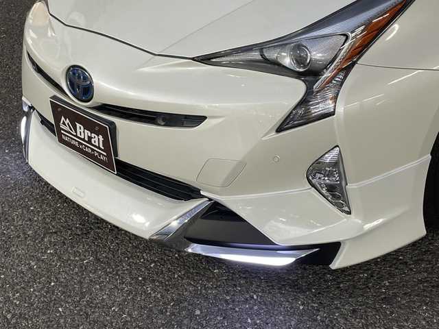 トヨタ プリウス A 福島県 2018(平30)年 5.5万km パール 社外エアロ/LEDヘッドライト/衝突軽減ブレーキ/オートライト/ブラインドスポットモニター/レーンキープアシスト/レーダークルーズコントロール/純正ナビ/バックカメラ/ETC/オートマチックハイビーム