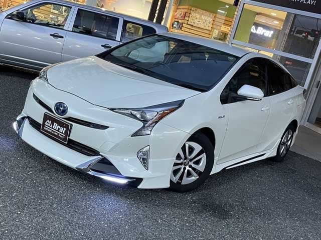 トヨタ プリウス A 福島県 2018(平30)年 5.5万km パール 社外エアロ/LEDヘッドライト/衝突軽減ブレーキ/オートライト/ブラインドスポットモニター/レーンキープアシスト/レーダークルーズコントロール/純正ナビ/バックカメラ/ETC/オートマチックハイビーム