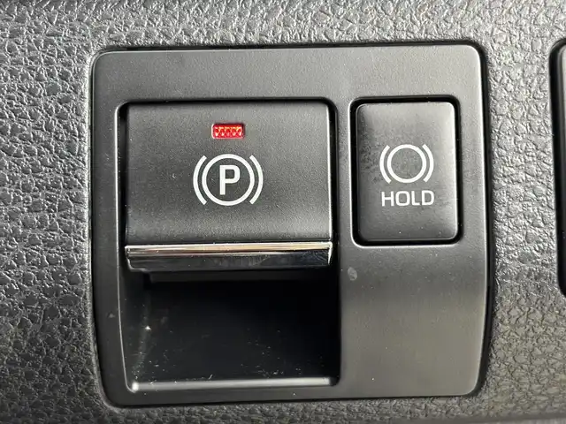 トヨタ ハリアー エレガンス 福岡県 2018(平30)年 6.4万km ホワイトパールクリスタルシャイン モデリスタフロントエアロ　/純正ナビ　/バックカメラ　/ビルトインＥＴＣ　/レーダークルーズコントロール　/コーナーセンサー　/衝突軽減ブレーキ　/レーンキープ　/アイドリングストップ　/ＭＴモード付ＡＴ　/純正１７インチＡＷ