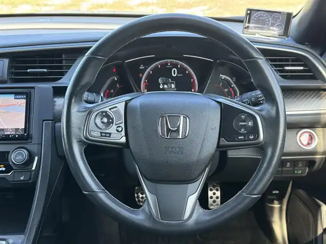 ホンダ シビック ハッチバック ホンダセンシング 兵庫県 2018(平30)年 4.5万km 青 アルパインナビ/フルセグTV/Bluetooth接続可/バックカメラ/ETC前後ドラレコ/6MT/ホンダセンシング/レーダークルコン/前後パーキングセンサー/純正18インチAW/ステリモ/LEDヘッドライト/AUTOライト