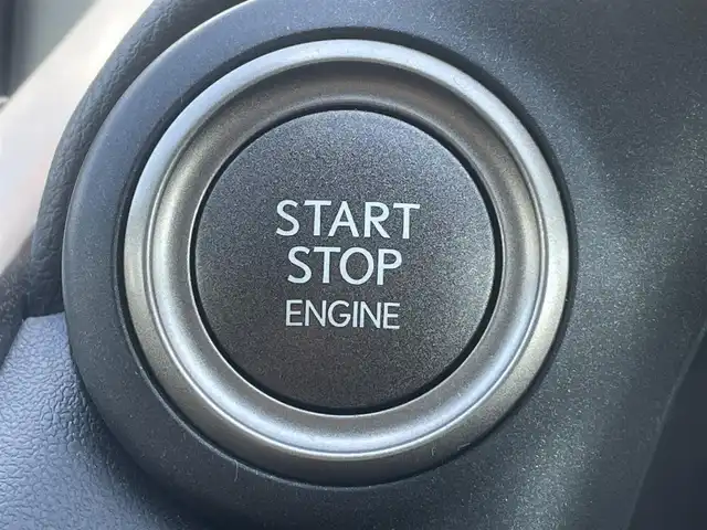 レクサス ＮＸ 200t Fスポーツ 熊本県 2016(平28)年 6.9万km ホワイトノーヴァガラスフレーク 革シート/プッシュスタート/純正ナビ/（CD・DVD・フルセグTV・BTオーディオ・SD）/バックカメラ/ビルトインETC/レーダークルーズ/パドルシフト/パワーバックドア/前席パワーシート・右前席シートメモリー/前席エアーシート・シートヒーター/ステアリングヒーター/LEDヘッドライト/オートライト/フォグライト/前後コーナーセンサー/横滑り防止装置/ウィンカーミラー/フロアマット/ドアバイザー/スマートスペアキー×1本