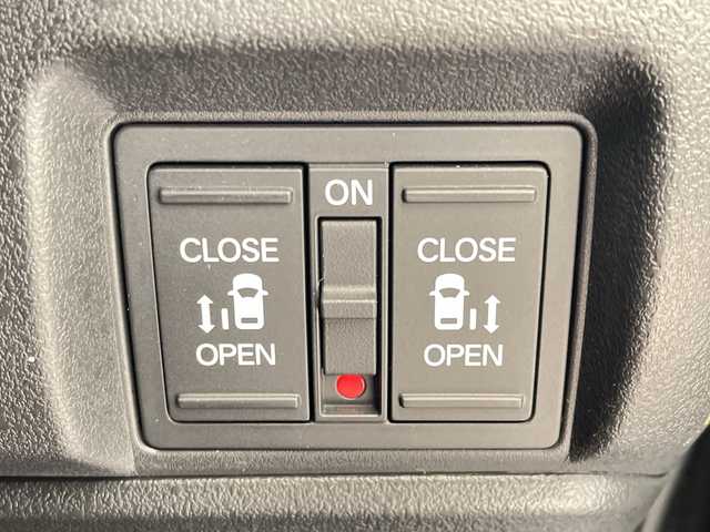 ホンダ Ｎ ＢＯＸ カスタム ターボ 埼玉県 2024(令6)年 0.8万km メテオロイドグレーメタリック ホンダセンシング/純正9インチメモリーナビ/　　CD/DVD/BT/USB/フルセグ/カープレイ/バックカメラ/両側電動スライドドア/レーダークルーズコントロール/レーンキープアシスト/コーナーセンサー/LEDヘッドライト/ハーフレザーシート/シートヒーター/純正15インチアルミホイール/パドルシフト/オートブレーキホールド/ETC/スマートキー×2/禁煙車