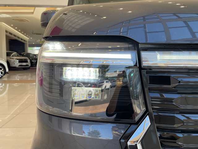 ホンダ Ｎ ＢＯＸ カスタム ターボ 埼玉県 2024(令6)年 0.8万km メテオロイドグレーメタリック ホンダセンシング/純正9インチメモリーナビ/　　CD/DVD/BT/USB/フルセグ/カープレイ/バックカメラ/両側電動スライドドア/レーダークルーズコントロール/レーンキープアシスト/コーナーセンサー/LEDヘッドライト/ハーフレザーシート/シートヒーター/純正15インチアルミホイール/パドルシフト/オートブレーキホールド/ETC/スマートキー×2/禁煙車