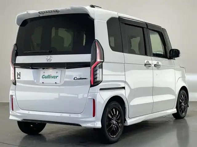 ホンダ Ｎ ＢＯＸ カスタム L スタイル+ブラック 愛知県 2022(令4)年 1.7万km プラチナホワイトパール 社外ナビ　バックカメラ　禁煙　シートヒーター　両側パワスラ　フルセグ　ＥＴＣ　ドラレコ　ホンダセンシング　衝突軽減　追従クルコン　ＬＥＤライト　オートハイビーム　フォグ　電子パーキング　スマートキー