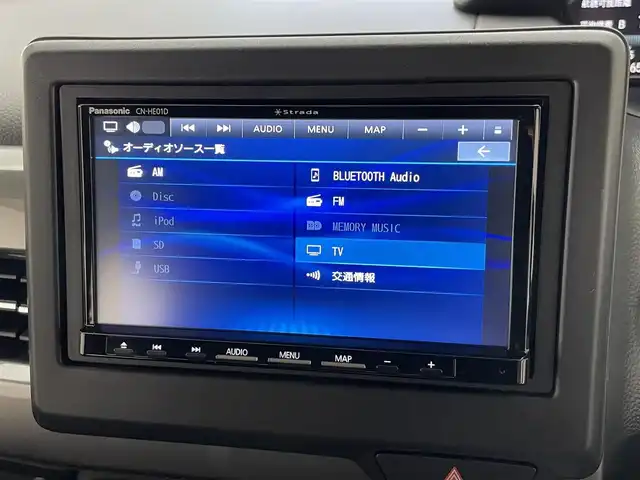 ホンダ Ｎ ＢＯＸ カスタム L スタイル+ブラック 愛知県 2022(令4)年 1.7万km プラチナホワイトパール 社外ナビ　バックカメラ　禁煙　シートヒーター　両側パワスラ　フルセグ　ＥＴＣ　ドラレコ　ホンダセンシング　衝突軽減　追従クルコン　ＬＥＤライト　オートハイビーム　フォグ　電子パーキング　スマートキー