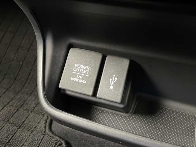 ホンダ フリード G ホンダセンシング 愛知県 2022(令4)年 1.2万km シーグラスブルーパール 純正9インチナビ/【Bluetooth/フルセグTV/Apple Carplay/CD/DVD/AM/FM/USB】/バックカメラ/両側パワースライドドア/衝突軽減ブレーキ/誤発進抑制機能/歩行者事故低減ステアリング/路外逸脱抑制機能/レーダークルーズコントロール/標識認識機能/先行車発進お知らせ機能/コーナーセンサー/アイドリングストップ/D/Nシートヒーター/ハーフレザーシート/前後ドライブレコーダー/ビルトインETC/ステアリングスイッチ/プッシュスタート/スマートキー/革巻きステアリング/ドアバイザー/純正フロアマット/LEDオートライト/フォグランプ/純正15インチアルミホイール/ドアバイザー/電動格納ミラー