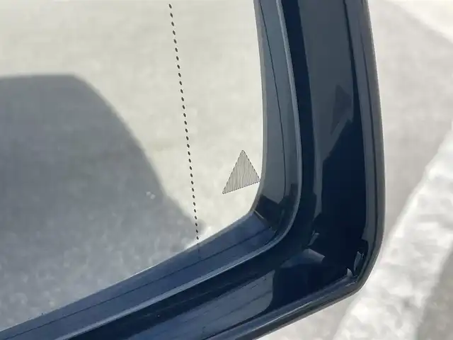 メルセデス・ベンツ Ｂ１８０ スポーツ 滋賀県 2014(平26)年 16.2万km カルサイトホワイト 純正HDDナビ/・Bluetooth/フルセグ/・USB/HDMI/バックカメラ/パノラミックルーフ/革巻きステアリングリモコン/クルーズコントロール/ETC/運転席パワーシート/HIDオートライト/スマートキー