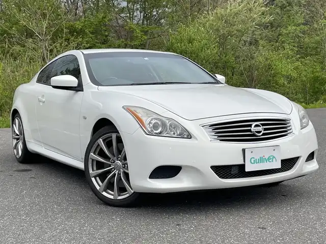 日産 スカイライン 370GT Type S 青森県 2009(平21)年 15.1万km クリスタルホワイトパール FR駆動/6速MT/純正HDDナビ/　 AM/FM/BT/CFカード/CD/DVD/AUX/アナログTV/バックカメラ/HIDオートライト/フォグランプ/パワーシート/純正19インチアルミホイール/スマートキー/スタッドレスタイヤ付き社外アルミホイール保管/　 (225/50/R18)