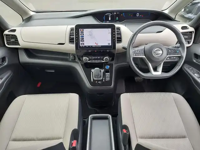 日産 セレナ e－パワー ハイウェイスター V 東京都 2021(令3)年 5.2万km マルーンレッド 2トーン 純正ナビゲーション/　・フルセグTV/　・CD/DVD/ブルーレイ/　・Bluetooth接続/　・SDミュージックサーバー/　・USB/　・AM/FMラジオ/純正フリップダウンモニター/アラウンドビューモニター/前後ドライブレコーダー/ビルトインETC/両側パワースライドドア/LEDヘッドライト/プッシュスタート/スマートキー×2