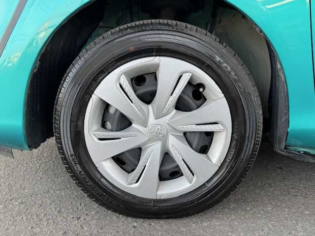 トヨタ シエンタ X 道東・釧路十勝 2020(令2)年 0.8万km ラディアントグリーンM 4WD/ワンオーナー/寒冷地仕様/純正メモリーナビ/  (DVD/CD/フルセグTV/Bluetooth)/バックカメラ/トヨタセーフティセンス/  プリクラッシュセーフティ/  レーンディパーチャーアラート/  オートマチックハイビーム/コーナーセンサー/ステアリングリモコン/横滑り防止装置/USBソケット/ヘッドライトレベライザー/純正フロアマット/純正エンジンスターター/スマートキー/エンジンプッシュスタート/スペアキー/保証書/ナビ取説