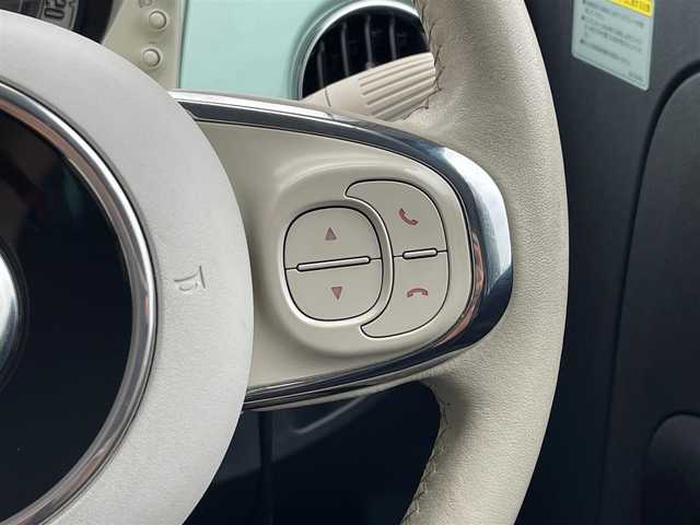 フィアット ５００ 1．2 ポップ 山梨県 2017(平29)年 4.3万km LATTE MENTA 純正ディスプレイオーディオ/Bluetooth/USB/AUX/ETC/CITYモード/半革/純正フロアマット/リモコンキー