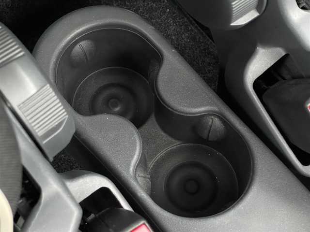 フィアット ５００ 1．2 ポップ 山梨県 2017(平29)年 4.3万km LATTE MENTA 純正ディスプレイオーディオ/Bluetooth/USB/AUX/ETC/CITYモード/半革/純正フロアマット/リモコンキー