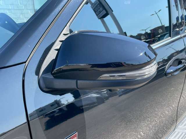 トヨタ ハイラックス Z GRスポーツ 宮崎県 2022(令4)年 2.3万km アティチュードブラックマイカ カロッツェリア立体フロアマット　/ロールバー　/全方位カメラ　/メーカーナビ　/リアデフロック　/運転席パワーシート　/リア３面スモークフィルム　/バックガード　/フロント１インチリフトアップスペーサー