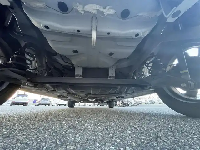 ダイハツ タント カスタム RS トップED SA Ⅲ 熊本県 2017(平29)年 8.8万km パールホワイトⅢ (株)IDOMが運営する【じしゃロン熊本店】の自社ローン専用車両になります。こちらは現金またはオートローンご利用時の価格です。自社ローンご希望の方は別途その旨お申付け下さい　/社外ナビ(AVN-R7W)/バックカメラ/フルセグテレビ/DVD/CD/Bluetooth接続/ETC/ハーフレザーシート/シートヒーター/両側パワースライドドア/LEDヘッドライト/オートマティックハイビーム/純正15インチアルミホイール/スマートキー