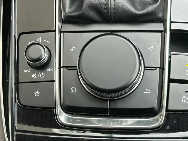 マツダ ＣＸ－３０ 20S Lパッケージ 静岡県 2022(令4)年 2.6万km ソウルレッドクリスタルM 純正8.8型ナビ/ＤＶＤ再生/フルセグＴＶ/３６０セーフティＰＫＧ/ＢＯＳＥサウンドシステム/全周囲カメラ/追従レーダークルーズ/ＨＤＭＩ接続/USB接続/ドラレコ/ＥＴＣ/電動リアゲート/メモリー機能付電動シート/黒革シート/ハンドルヒーター/シートヒーター/オートハイビーム/純正１８ＡＷ