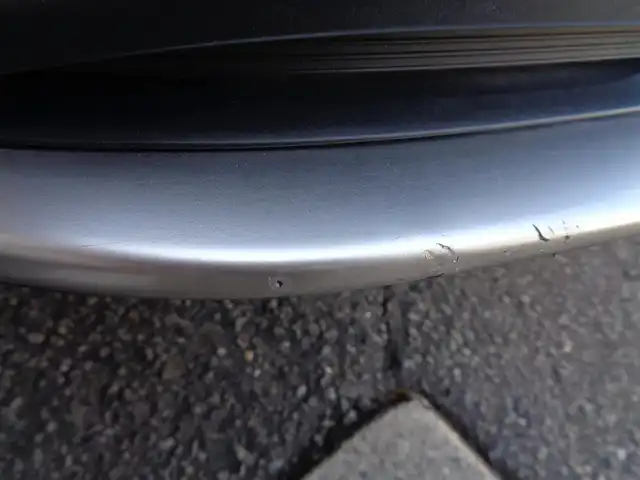 レクサス ＮＸ 350h Fスポーツ 鹿児島県 2023(令5)年 4.7万km ホワイトノーヴァガラスフレーク ワンオーナー/14インチディスプレイオーディオプラス/ナビ、フルセグ、BTオーディオ、CD、DVD/パノラミックビューカメラ/赤/黒コンビレザーシート/前席左右ベンチレーションエアシート/運転席シートメモリー/ステアリングヒーター/ヘッドアップディスプレイ/レーダークルーズコントロール/ビルトインETC2.0/サンルーフ/100V電源、USB×2口/カードキー、スマートキー2個あり/取説、保証書あり