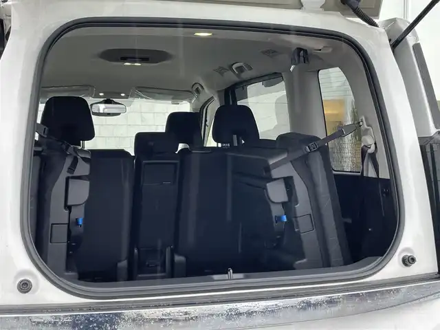 日産 セレナ X 宮崎県 2023(令5)年 0.5万km ホワイト 純正SDナビ/（AM/FM/BT)/フルセグTV/ステアリングスイッチ/プロパイロッド/パドルシフト/アイドリングストップ/プッシュスタート/ETC