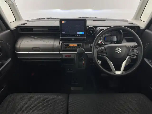 スズキ スペーシア ギア HYBRID XZ 愛知県 2022(令4)年 1.3万km オフブルーメタリック/ガンメタリック2トーンルーフ 純正９インチナビ/ヘッドアップディスプレイ/アラウンドビューモニター/デュアルカメラ/パーキングセンサー/両側パワースライドドア/LEDオートライト/フォグランプ/ETC/シートヒーター/レーダークルーズコントロール/フルセグTV/DVD/純正アルミホイール/禁煙車
