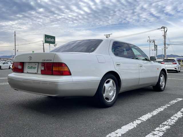トヨタ セルシオ Cタイプ 徳島県 1998(平10)年 13.1万km ホワイトパールマイカ GPS　VOICEナビ/ETC/D・N席パワーシート/D・N席シートヒーター/合皮シート/純正16インチアルミホイール/キセノンヘッドライト/前後ドライブレコーダー/純正フロアマット/電動リアゲート/リモコンキー/取扱説明書/新車時保証書