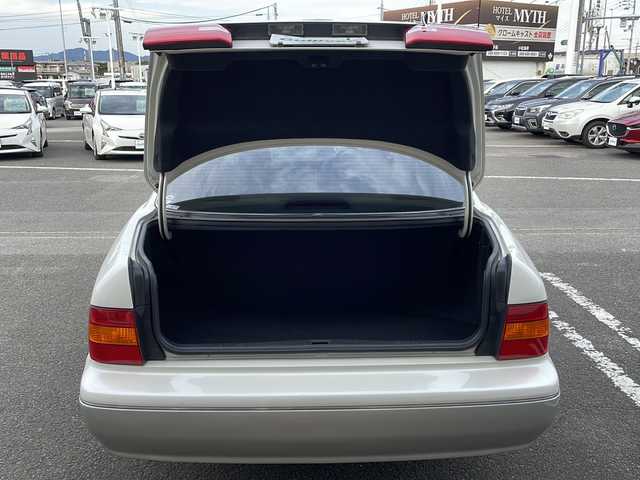 トヨタ セルシオ Cタイプ 徳島県 1998(平10)年 13.1万km ホワイトパールマイカ GPS　VOICEナビ/ETC/D・N席パワーシート/D・N席シートヒーター/合皮シート/純正16インチアルミホイール/キセノンヘッドライト/前後ドライブレコーダー/純正フロアマット/電動リアゲート/リモコンキー/取扱説明書/新車時保証書